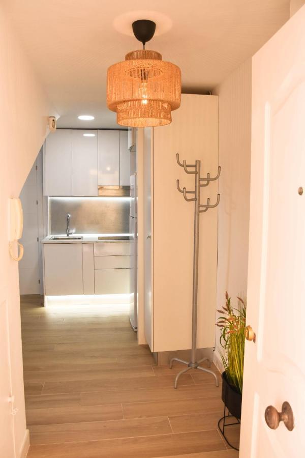 Holidays2Malaga Trinidad Renovated 1 Bedroom Penthouse Close To City Center Kültér fotó