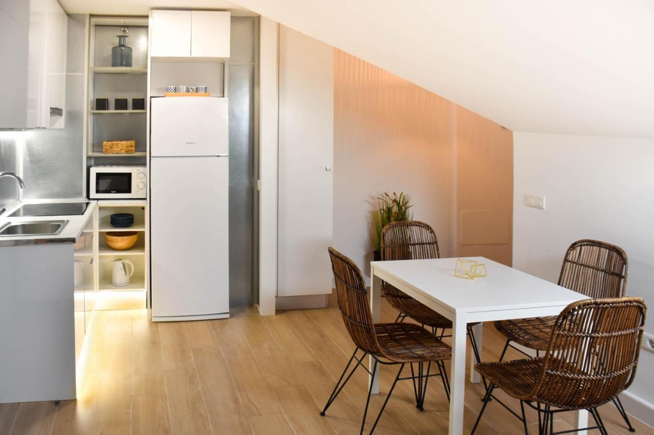 Holidays2Malaga Trinidad Renovated 1 Bedroom Penthouse Close To City Center Kültér fotó