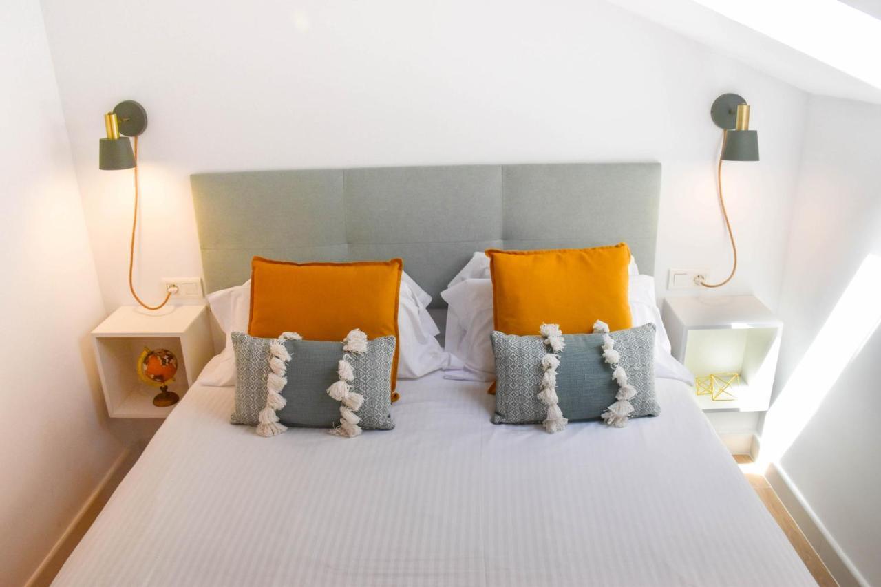 Holidays2Malaga Trinidad Renovated 1 Bedroom Penthouse Close To City Center Kültér fotó